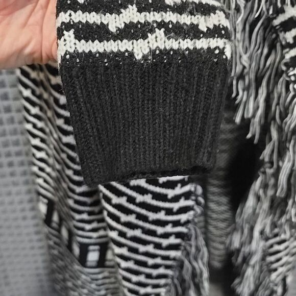 Long Fringe Sweater Cardigan Duster SzL Oversized ChunkyKnit Soft Cozy Open Wrap - Picture 6 of 11